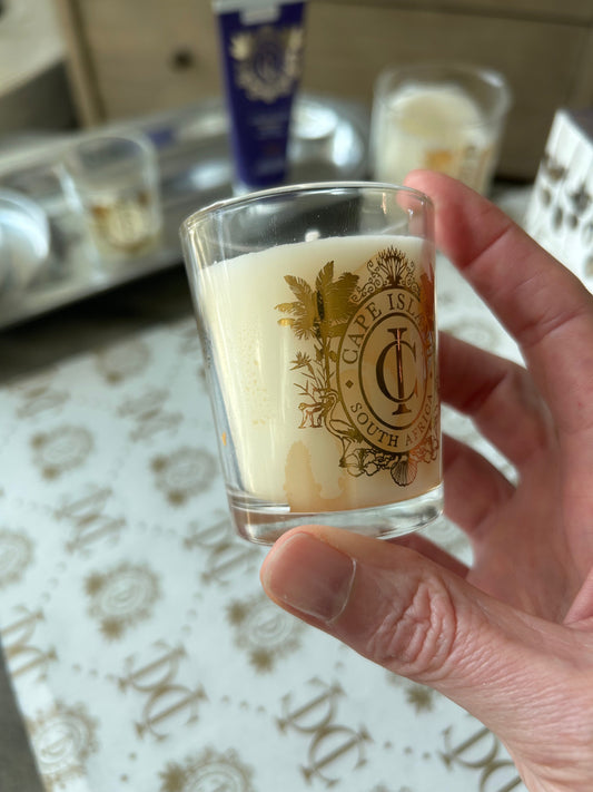 Natural Renewable Soy Blend Beauty: Understanding Candle Sweating & Bronze Spots