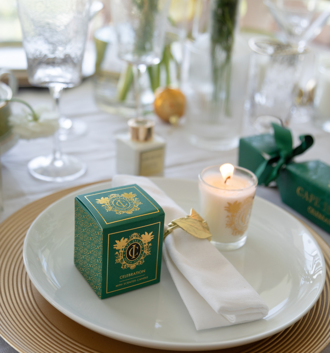 Celebration Cracker Gift With Mini Diffuser - Emerald Edition